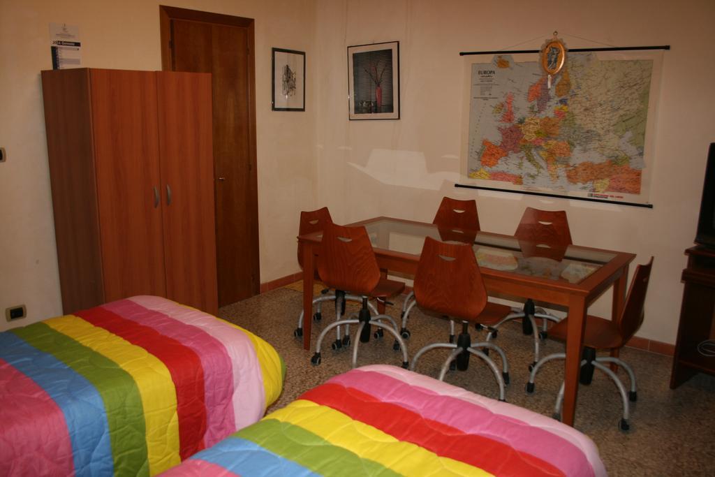 Jll Room Foggia Pokój zdjęcie